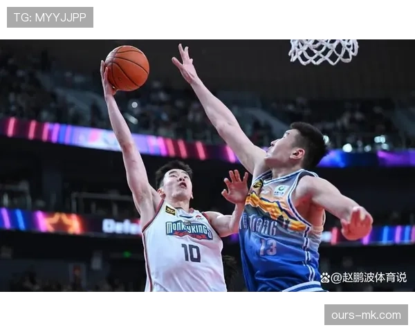 郭昊文家里到底啥来头,连球鞋都能穿出自带富二代气场? 郭昊文家里到底啥来头,连球鞋都能穿出自带富二代气场?