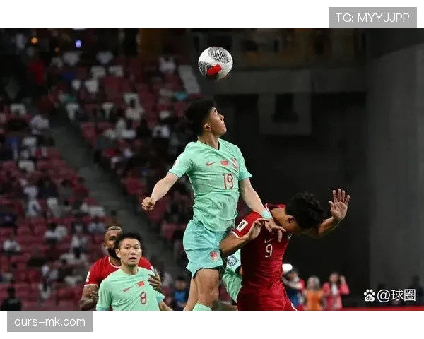 中国男足全力备战世预赛关键战强化攻防演练 中国男足全力备战世预赛关键战强化攻防演练